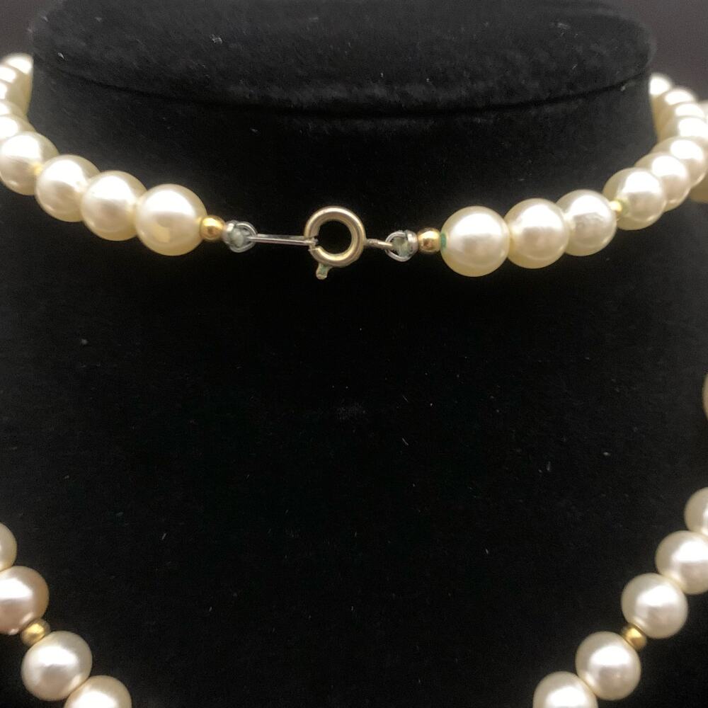 Vintage Faux Pearl Chandelier Statement Necklace - Picture 4 of 16